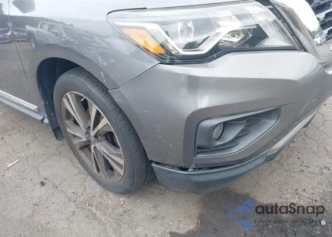 2018 Nissan Pathfinder Platinum z USA, uszkodzony, nr VIN 5N1DR2MM5JC607491